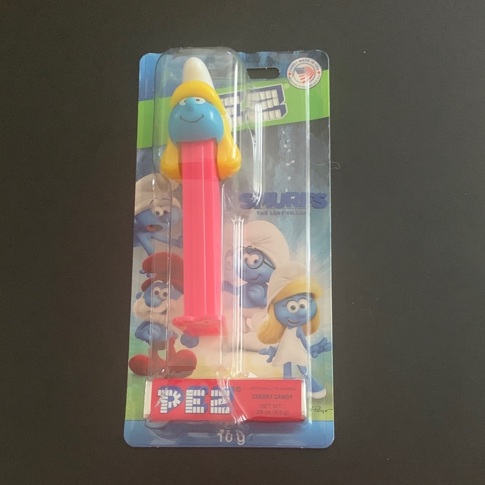 Smurfs PEZ Dispenser - Smurfette